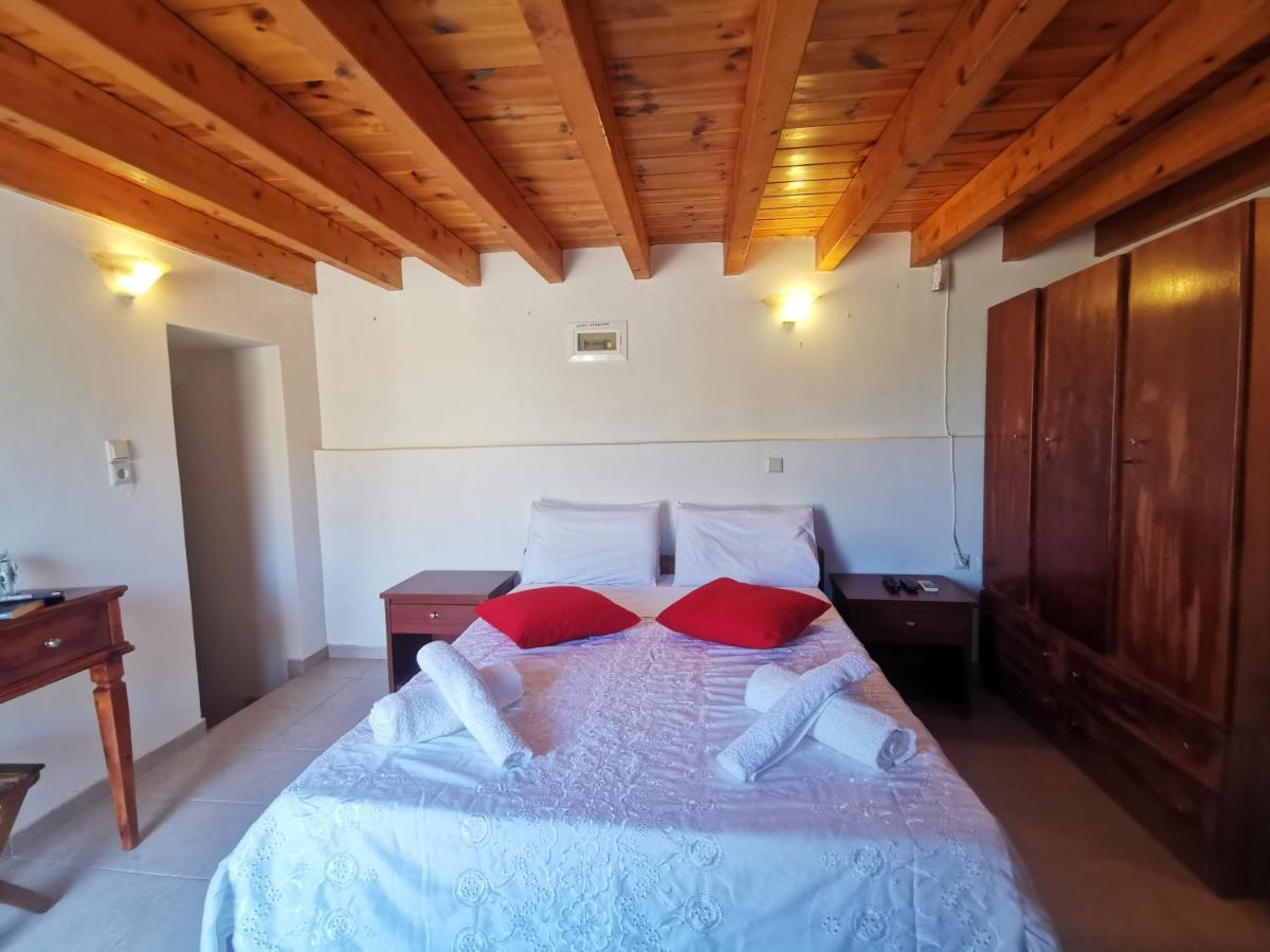 Kalypso Apartment Chalki Town 外观 照片