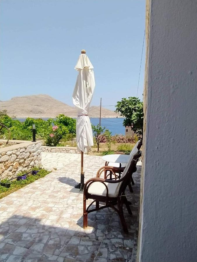 Kalypso Apartment Chalki Town 外观 照片